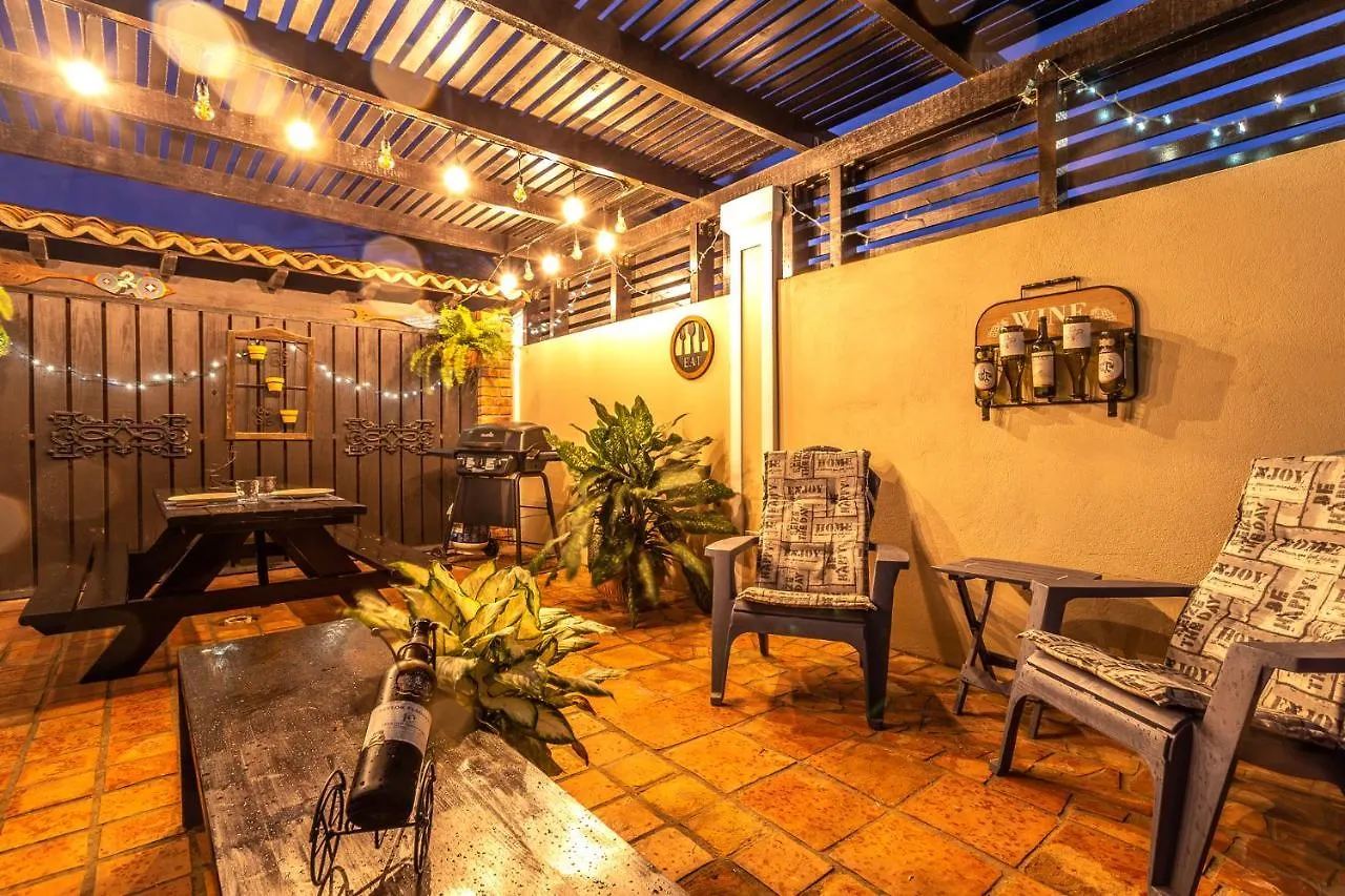 Boroncana 8-E Palm Beach Apartment