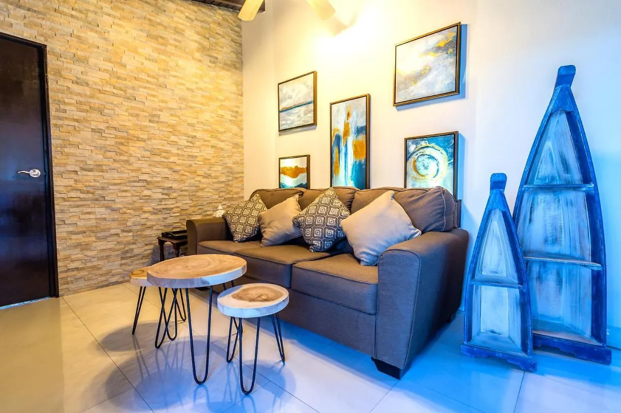 Boroncana 8-E Palm Beach Apartmán